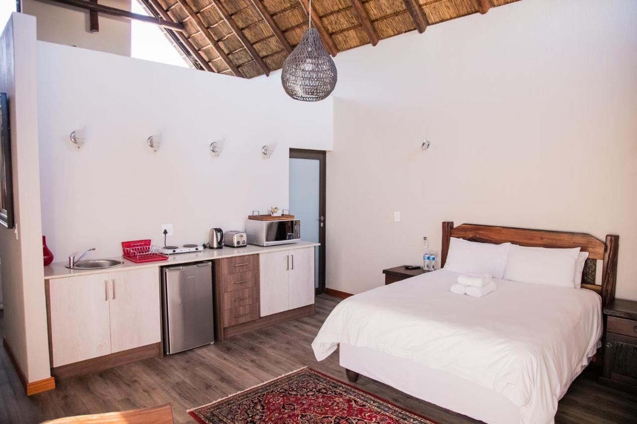 Kuwisa Lodge Bela-Bela Esterno foto